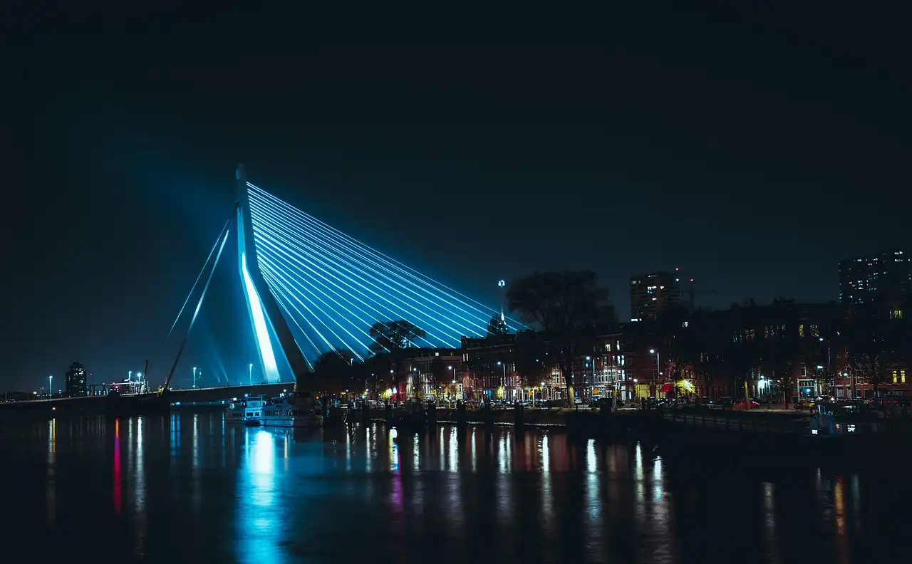 Rondvaart en eten rotterdam